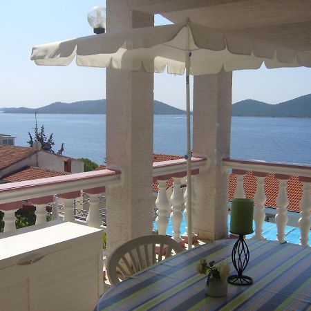 Apartment Branko Драге Екстер'єр фото